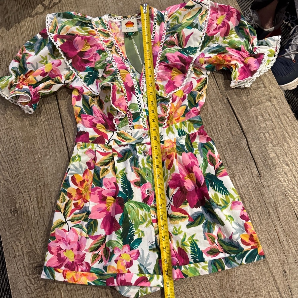 FARM Rio Flowers Romper- XS. - Picture 7 of 11